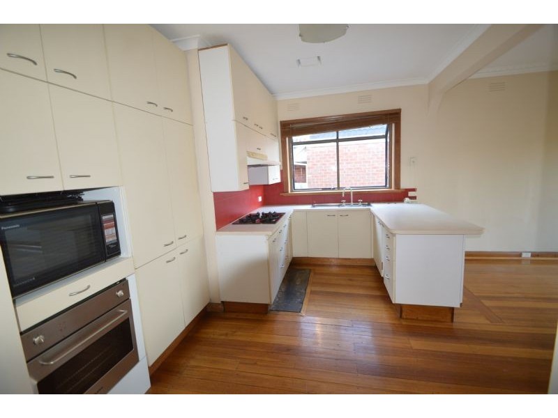 27 Bales Street, Mount Waverley VIC 3149