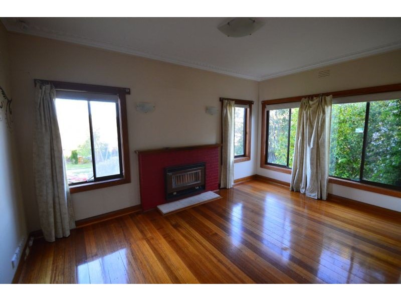 27 Bales Street, Mount Waverley VIC 3149