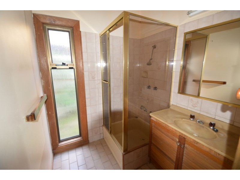 27 Bales Street, Mount Waverley VIC 3149