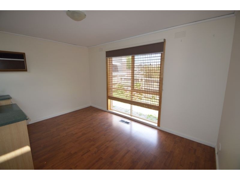 1/4 Middleborough Road, Burwood East VIC 3151