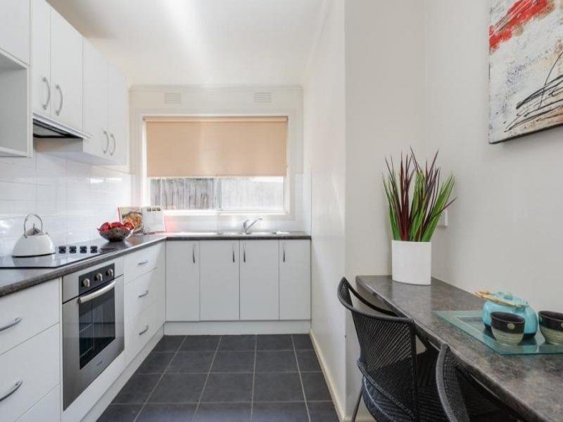 3/23 Olive Grove, Mentone VIC 3194