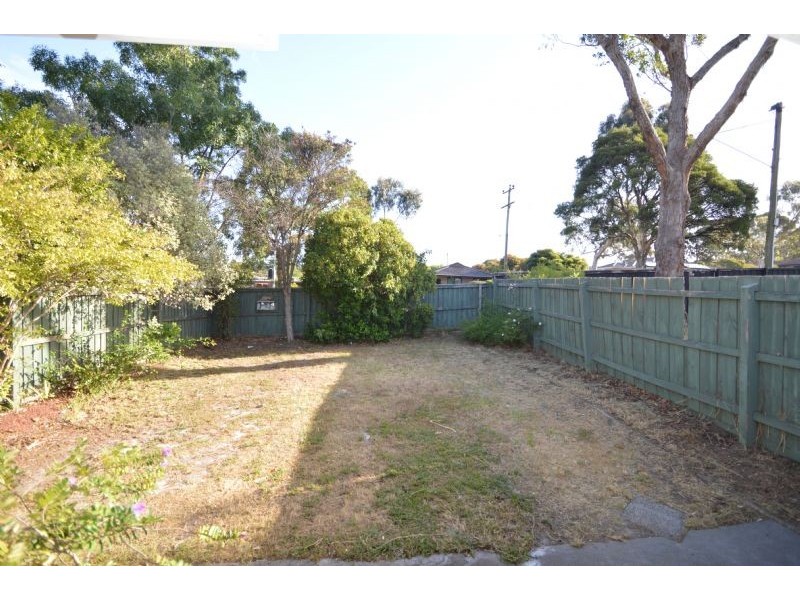 1/851 High Street Road, Glen Waverley VIC 3150