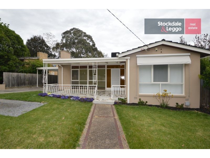 1 Pinewood Drive, Mount Waverley VIC 3149