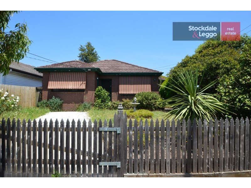 2 Corrigan Street, Burwood VIC 3125