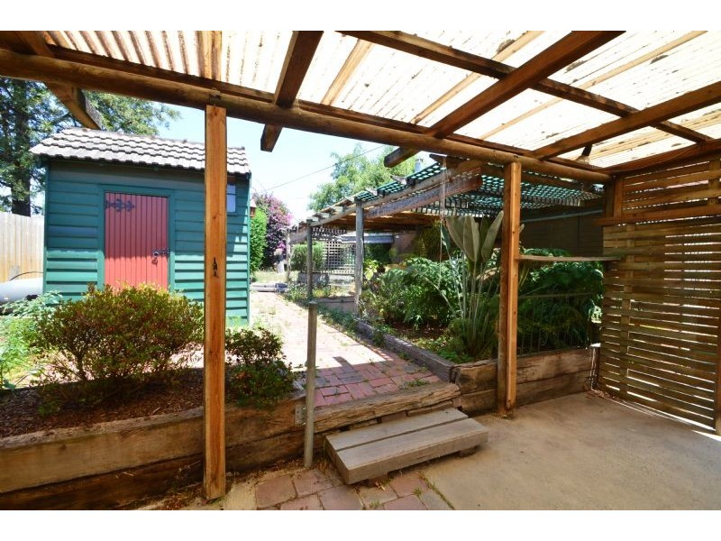 2 Corrigan Street, Burwood VIC 3125