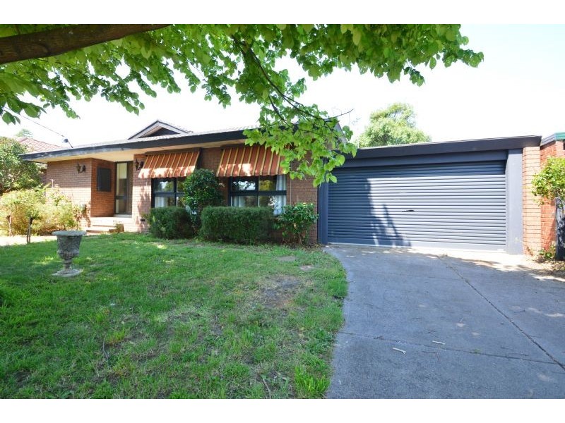 43 Winmalee Drive, Glen Waverley VIC 3150