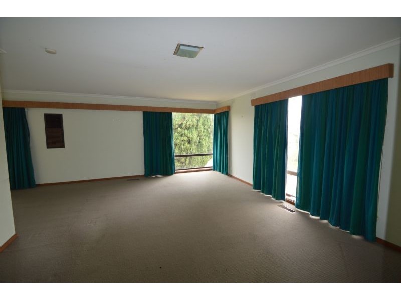 1 Kippax Court, Mount Waverley VIC 3149