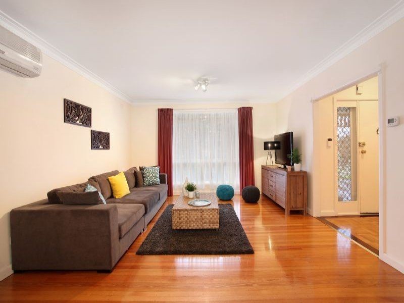 13 Kingswood Avenue, Mount Waverley VIC 3149