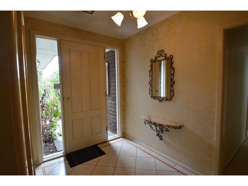 7 Kingswood Avenue, Mount Waverley VIC 3149