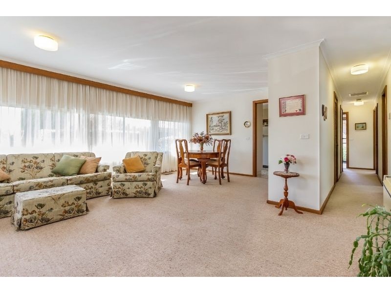 1/31 Glen Court, Glen Waverley VIC 3150