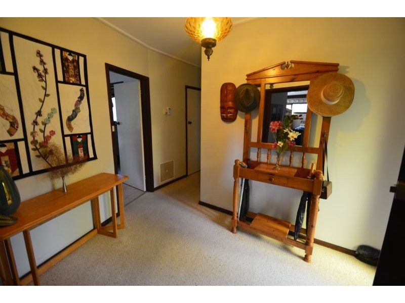 73 Lockhart Road, Ringwood North VIC 3134