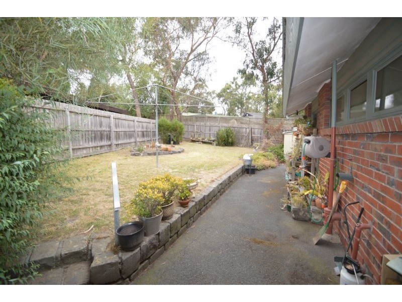 73 Lockhart Road, Ringwood North VIC 3134
