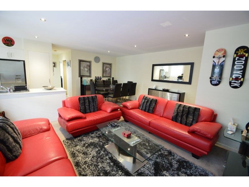 229/270 Springvale Road, Glen Waverley VIC 3150