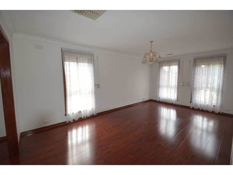 2 Cezanne Crescent, Wheelers Hill VIC 3150