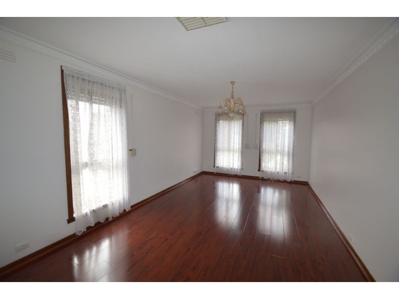 2 Cezanne Crescent, Wheelers Hill VIC 3150