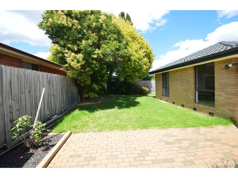 8 Fuchsia Court, Wheelers Hill VIC 3150