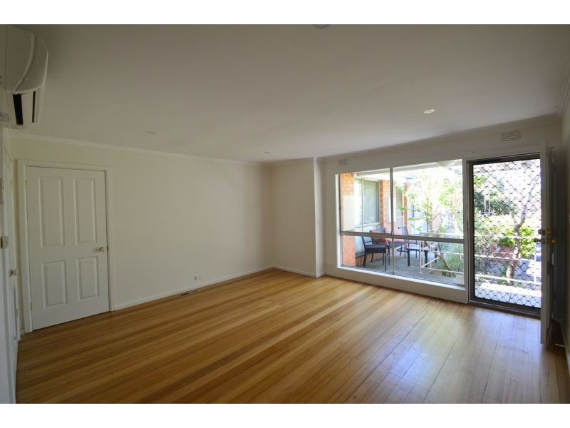 2/27 Grenfell Road, Mount Waverley VIC 3149