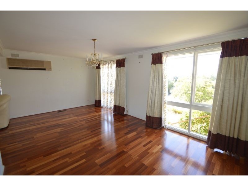 51 Kingarthur Drive, Glen Waverley VIC 3150