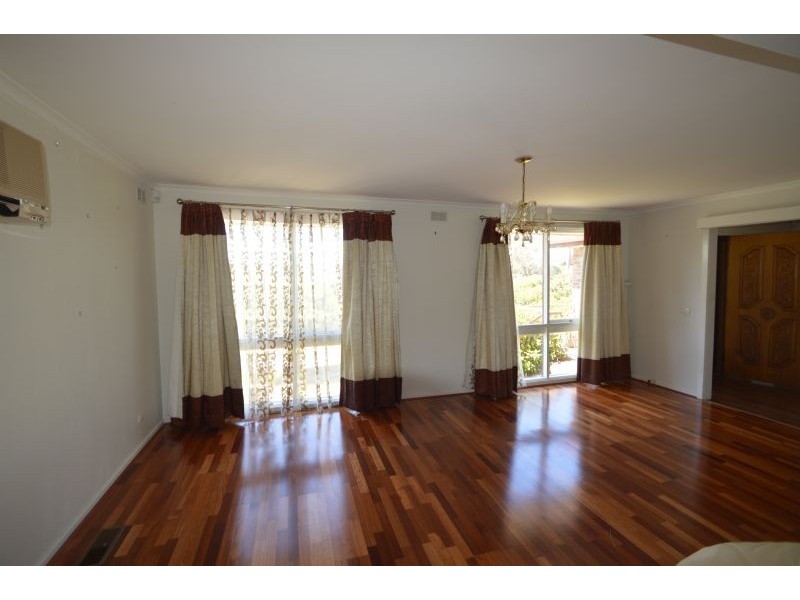 51 Kingarthur Drive, Glen Waverley VIC 3150