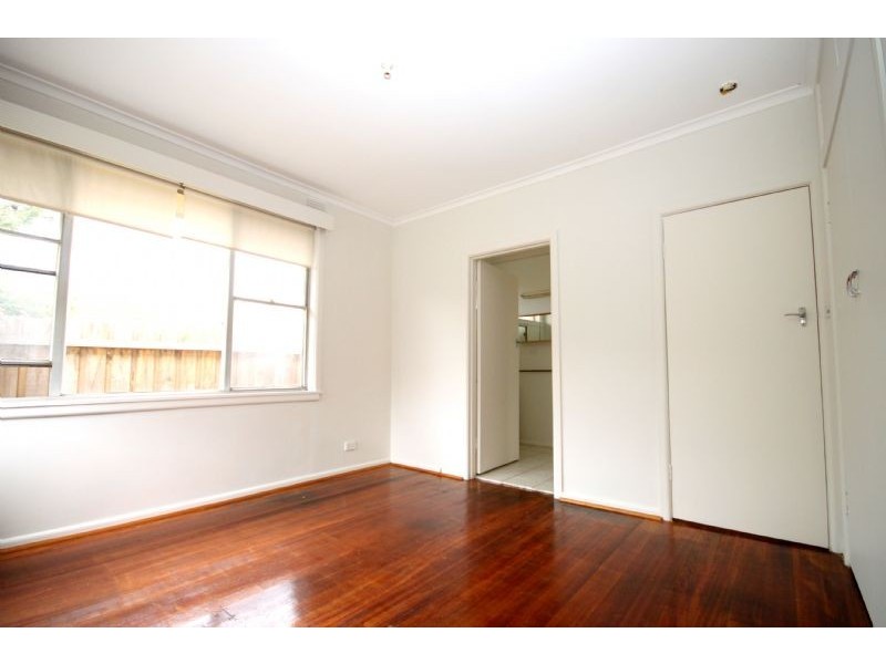 15 A & B Charlton Street, Springvale VIC 3171