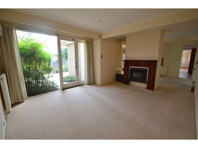 4 Walter Street, Glen Waverley VIC 3150