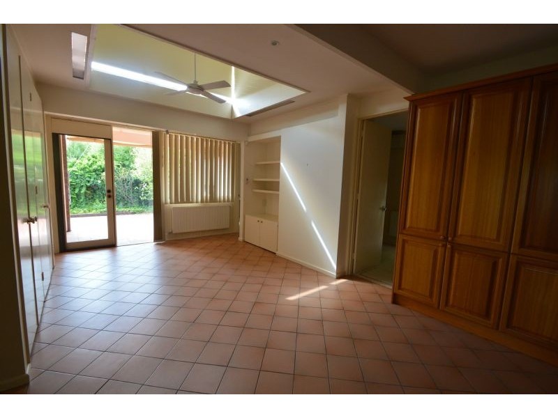 4 Walter Street, Glen Waverley VIC 3150