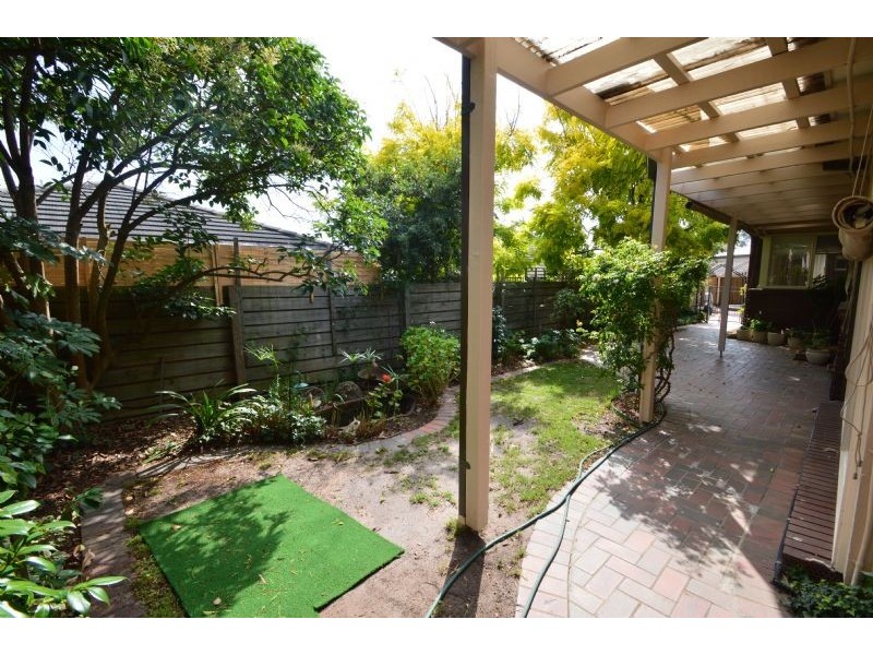 4 Walter Street, Glen Waverley VIC 3150