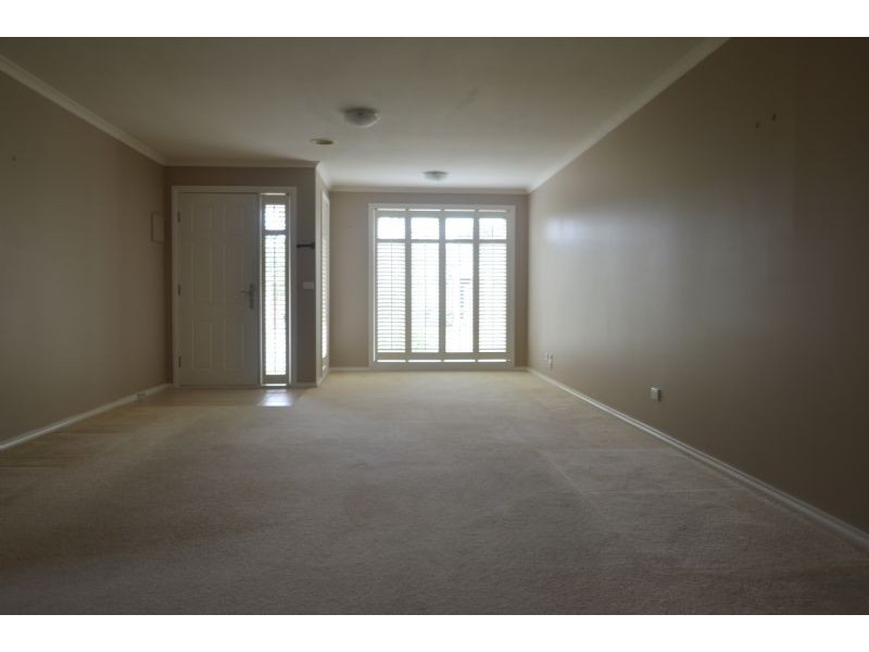 1/6 -8 Canterbury Close, Rowville VIC 3178