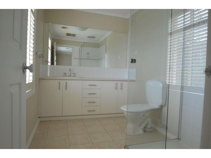 1/6 -8 Canterbury Close, Rowville VIC 3178