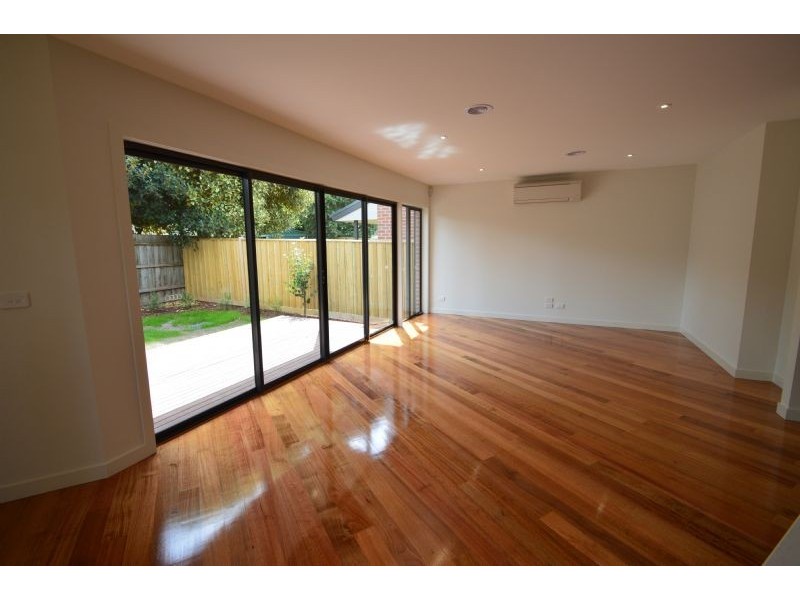 13 Kenwood Crescent, Ringwood VIC 3134