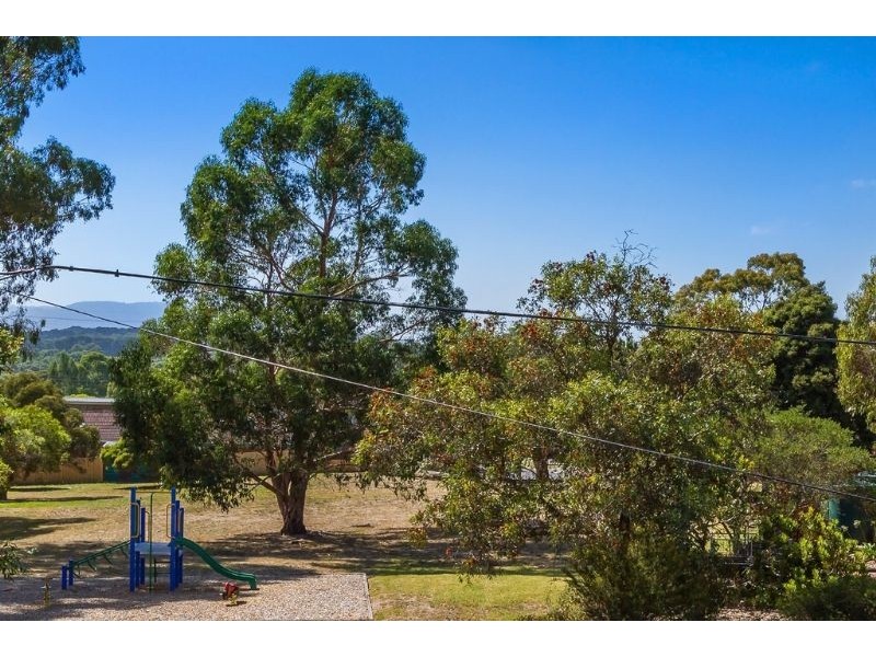 8 Le Fey Court, Glen Waverley VIC 3150