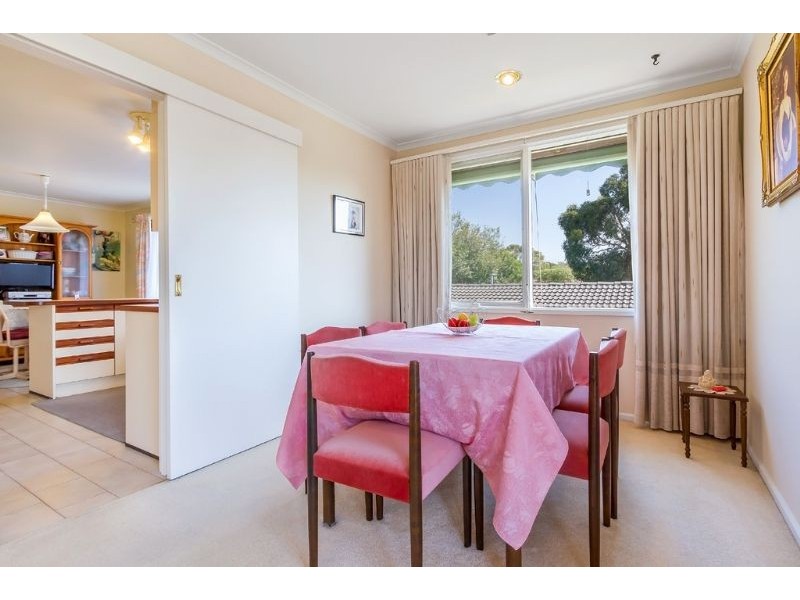 8 Le Fey Court, Glen Waverley VIC 3150