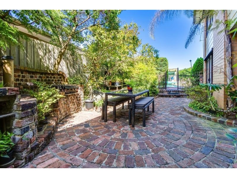 8 Le Fey Court, Glen Waverley VIC 3150