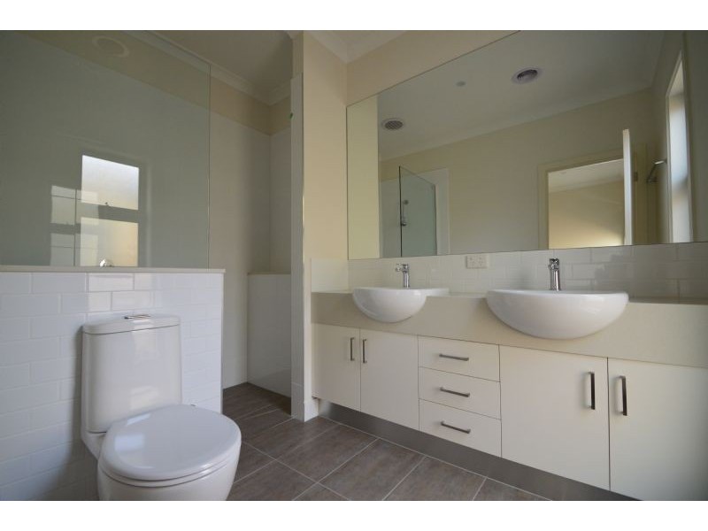 1B Lyons Street, Mount Waverley VIC 3149