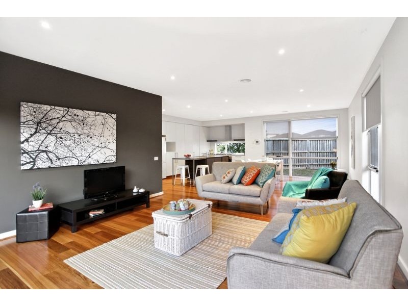 32 Beaconsfield Road, Mulgrave VIC 3170
