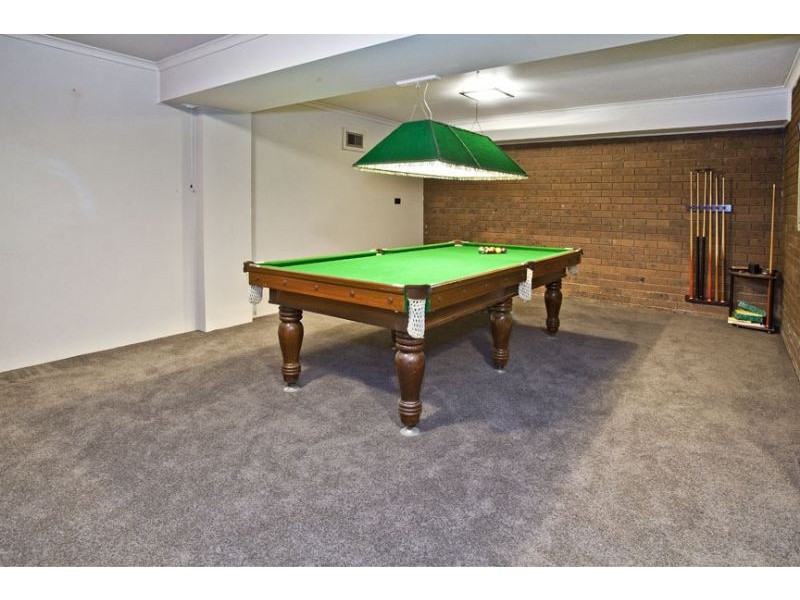 2 Aurora Court, Glen Waverley VIC 3150