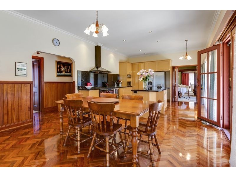118 Renou Road, Wantirna South VIC 3152