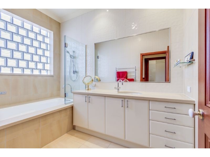 118 Renou Road, Wantirna South VIC 3152
