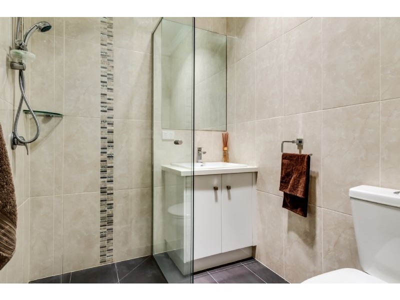 1/3 Ivanhoe Street, Glen Waverley VIC 3150