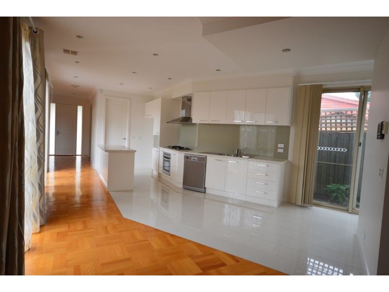 1/41 Summit Crescent, Glen Waverley VIC 3150