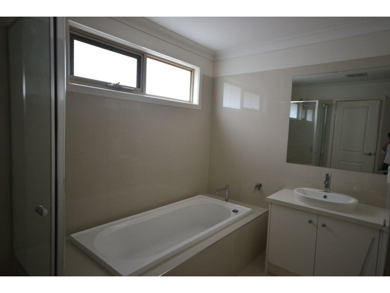 1/41 Summit Crescent, Glen Waverley VIC 3150