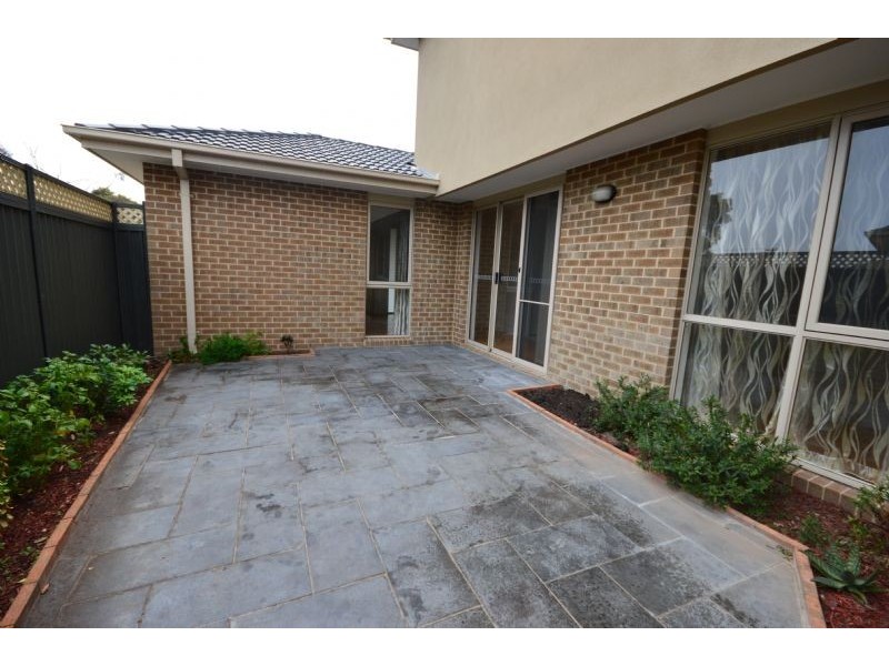 1/41 Summit Crescent, Glen Waverley VIC 3150