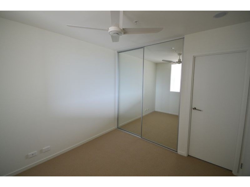 810/39-55 Kingsway, Glen Waverley VIC 3150