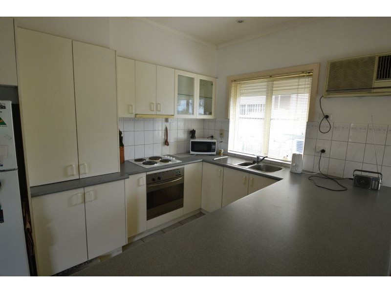 26 Aurisch Avenue, Glen Waverley VIC 3150