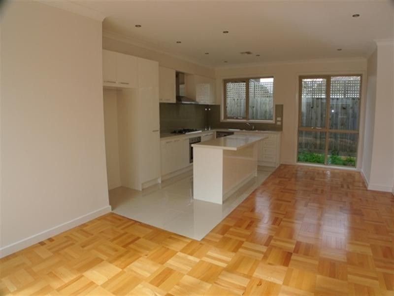 4/41 Summit Crescent, Glen Waverley VIC 3150