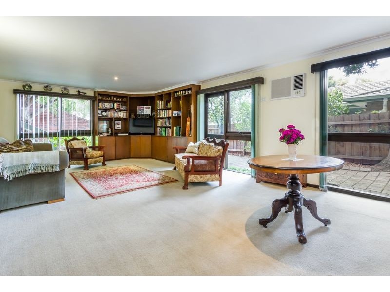 20 Loretta Avenue, Wheelers Hill VIC 3150