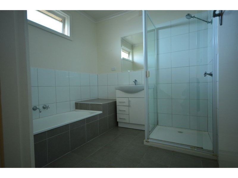 4/298 Huntingdale Road, Mount Waverley VIC 3149