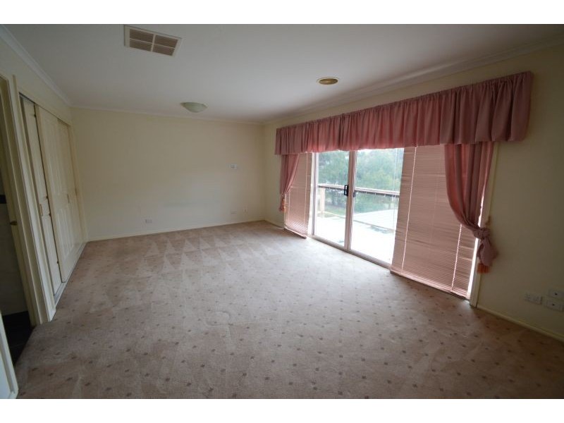 60 Applewood Drive, Knoxfield VIC 3180