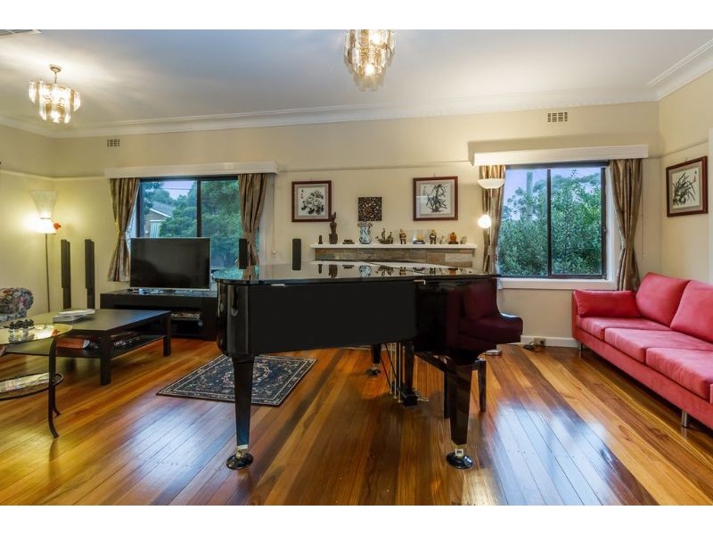 351 High Street Road, Mount Waverley VIC 3149