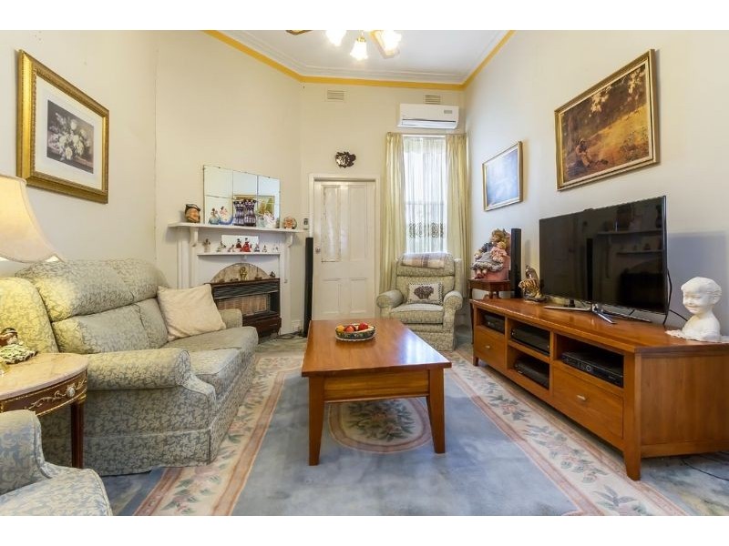 12 Medhurst Street, Burwood East VIC 3151